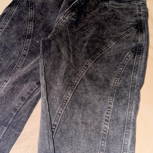 Black Jeans (SHEIN’s brand: DAZY) - Picture 7 of 9